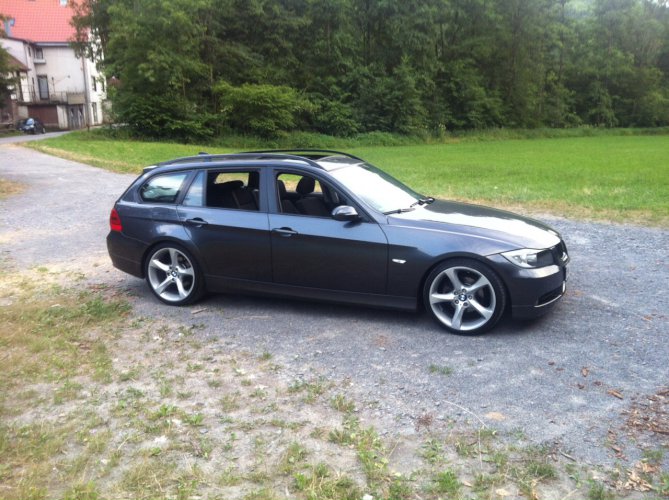 BMW E91 3.jpg