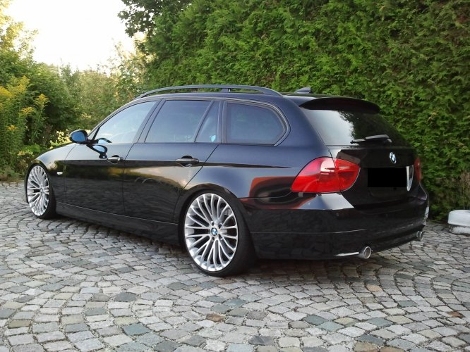 e91 bassde seite von hinten.jpg
