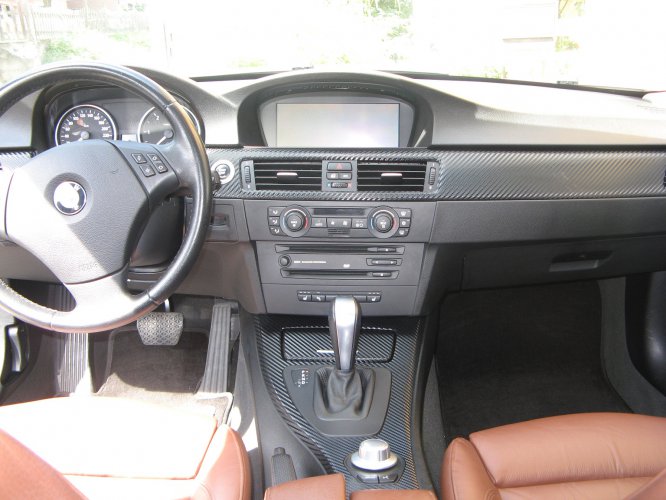 330 D