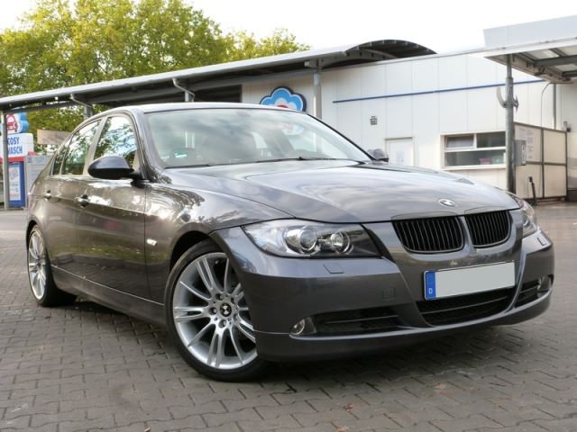 Mein e90 320i