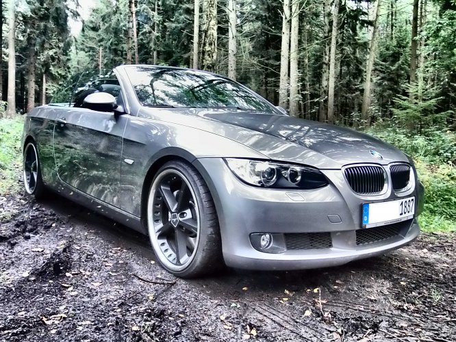 e93 spacegrau