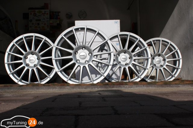 ASA TEC AS2 Kristallsilber - 8x18 ET30 5x120