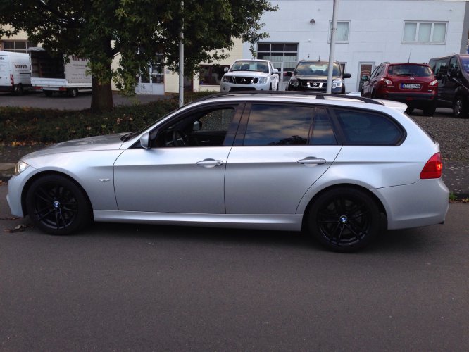 BMW E91 325d