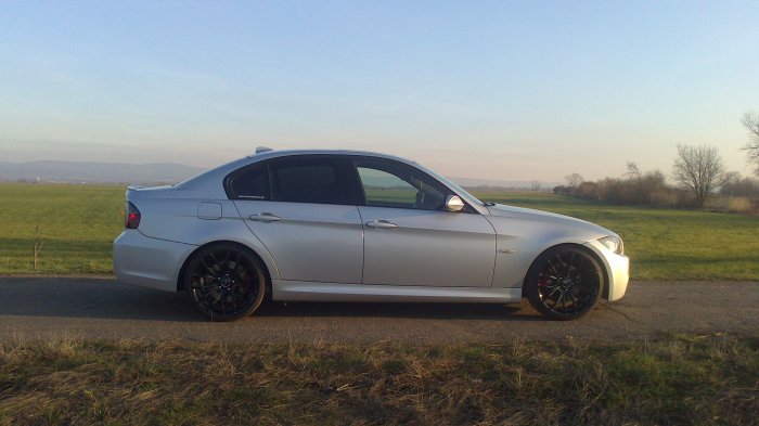 330i