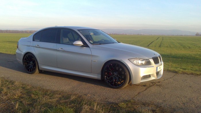 330i
