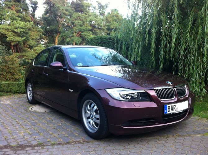 BMW 320i