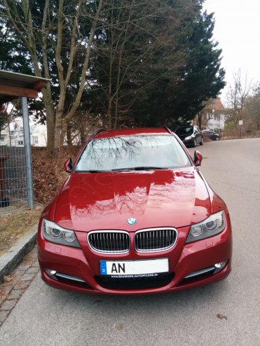 unser Karmesinroter e91 320D LCI