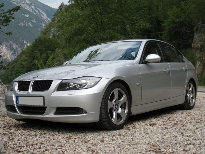 320d2.jpg