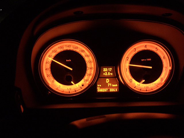 Tacho.JPG