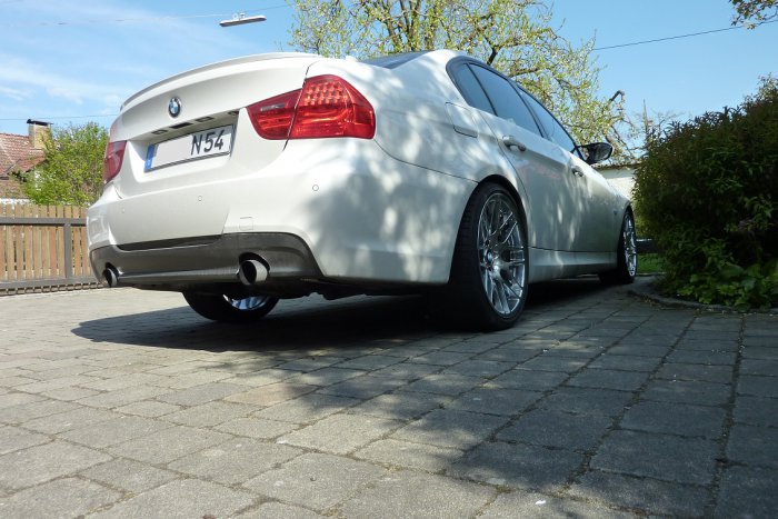 E90.jpg