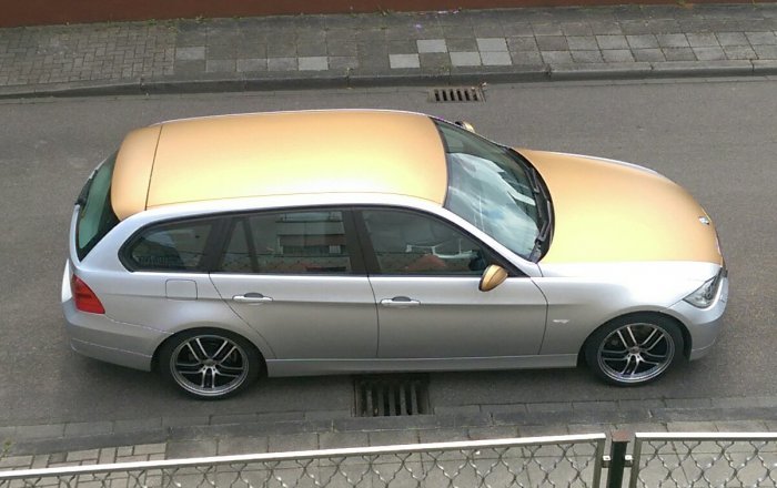320i  Touring