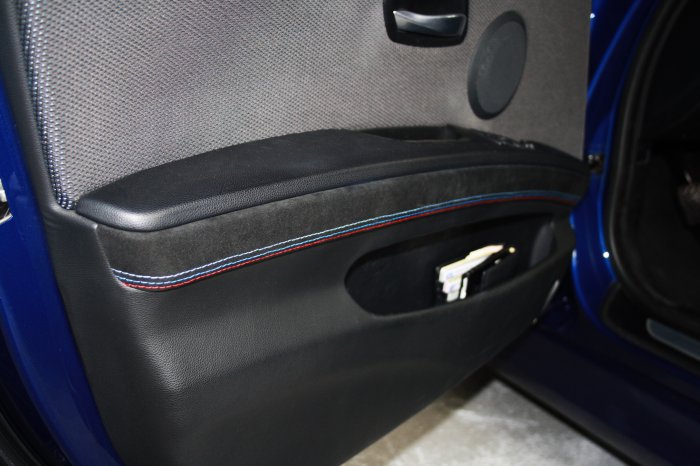 BMW E90 Interieurleisten Alcantara Performance