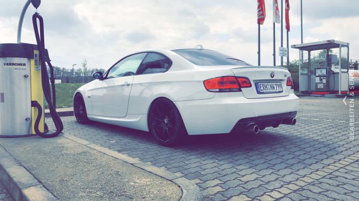 E92 320i