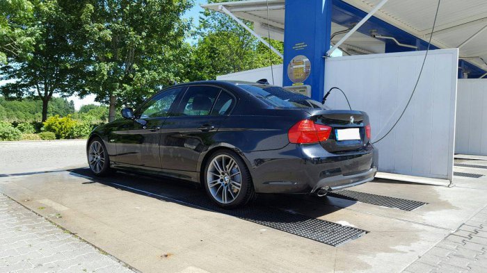E90 Limo