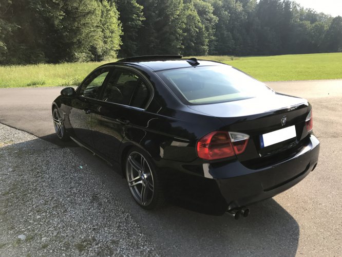 bmw1.jpg