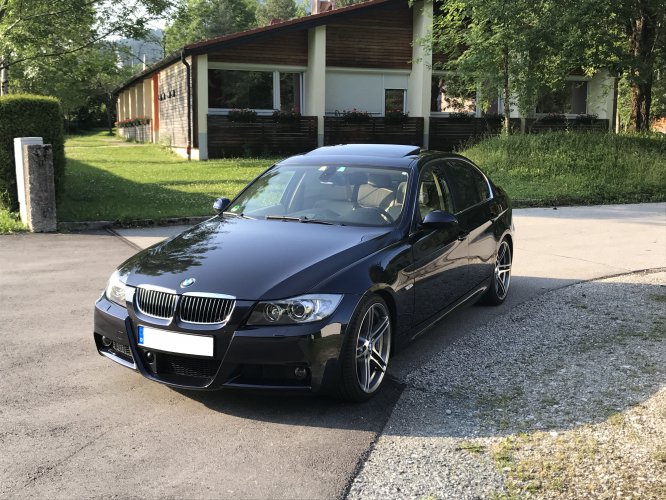 bmw2.jpg