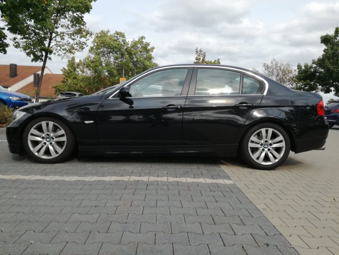 E90 330i N52