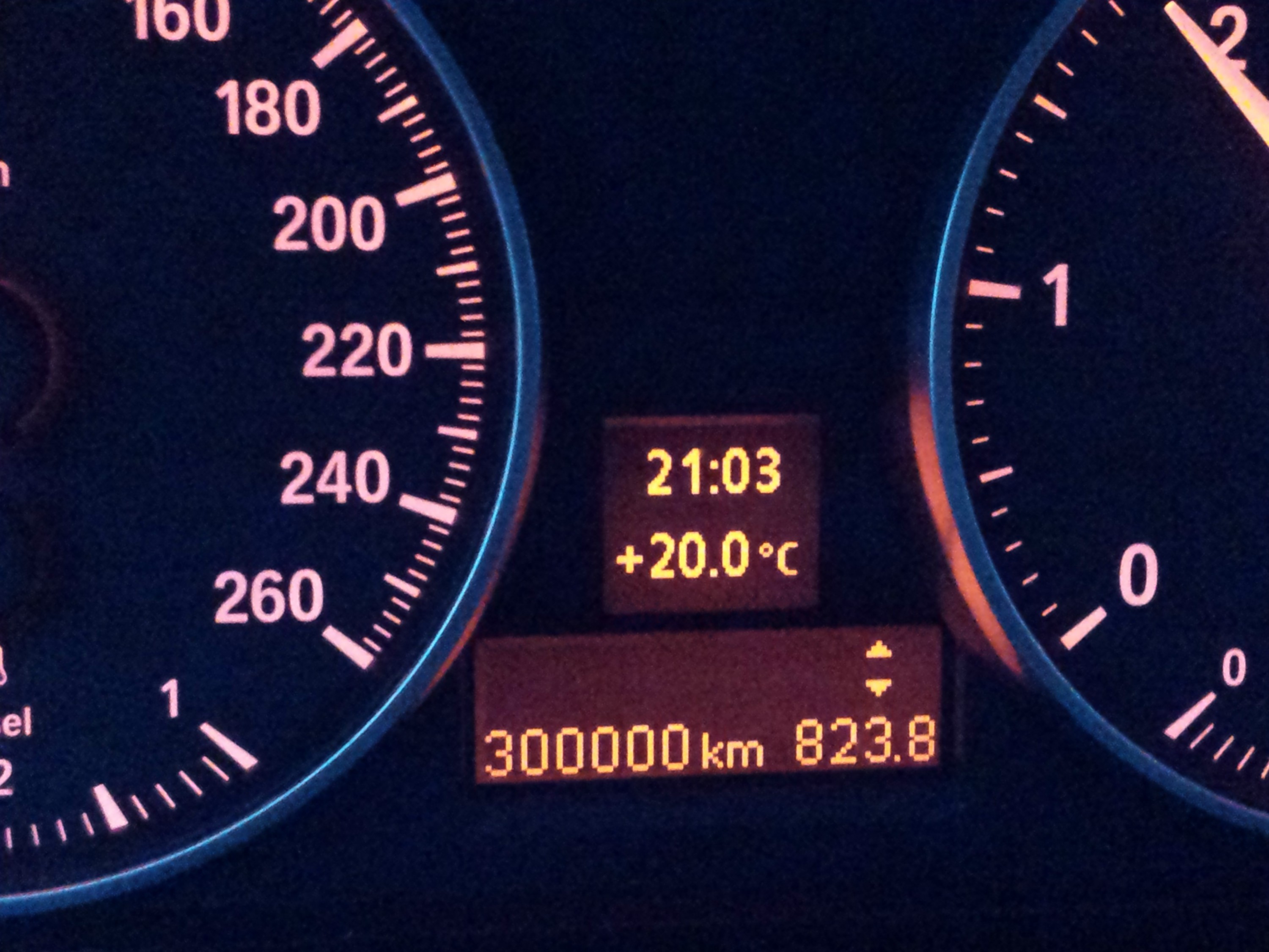300.000 KM