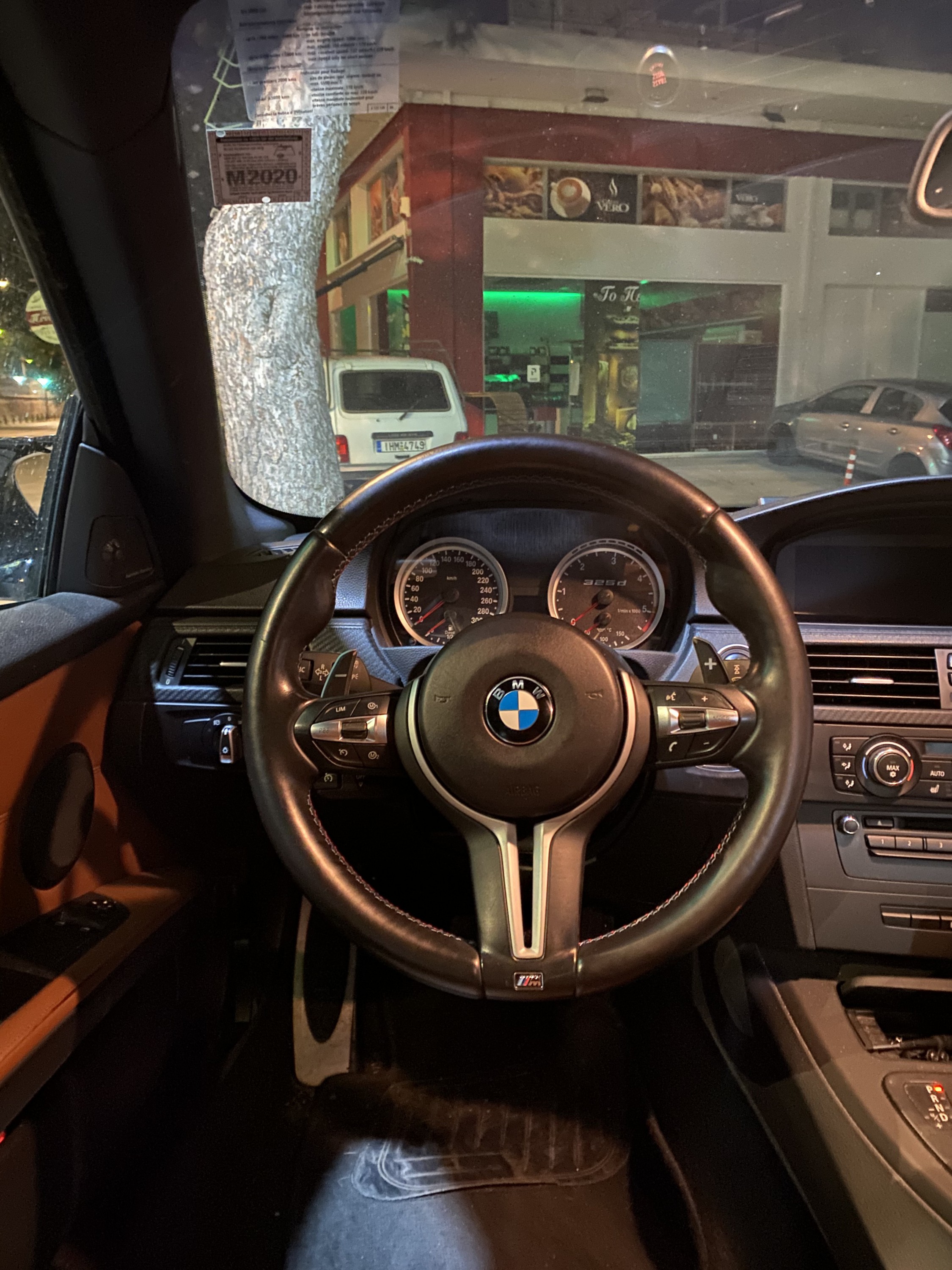 Neues lenkrad - BMW E90 E91 E92 E93 Forum