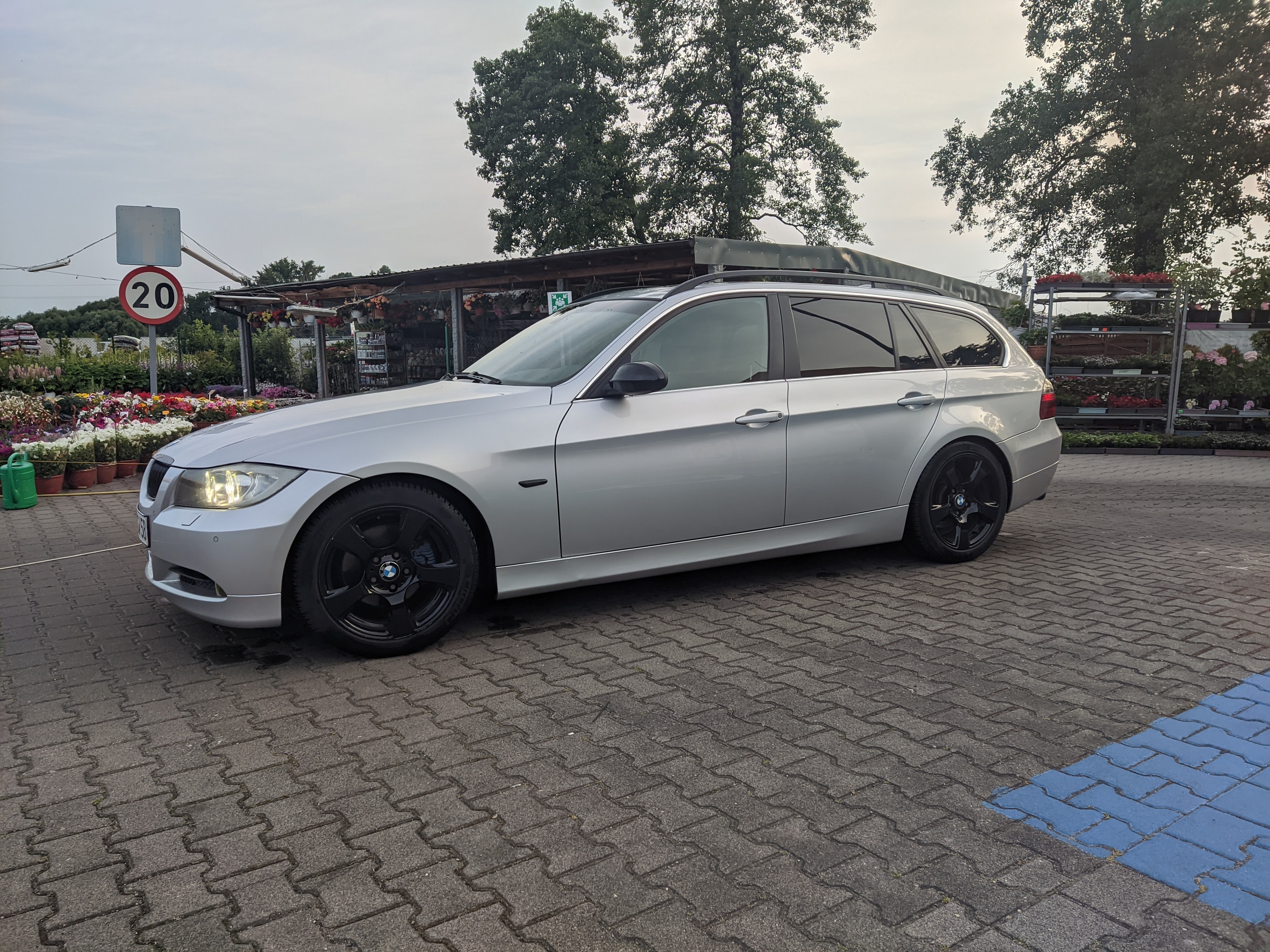 325i E91 VFL Sportliche Abstimmung, Logic 7, Shadowline