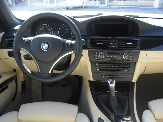 330i Cab