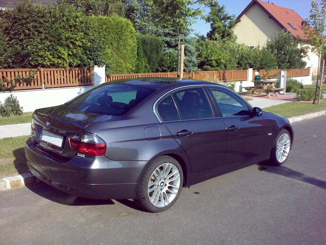 Bmw4_1.jpg
