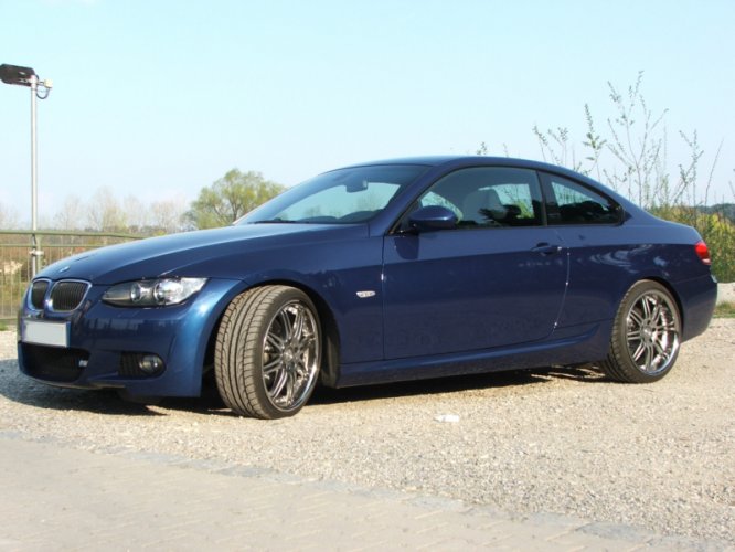 bmw18.jpg