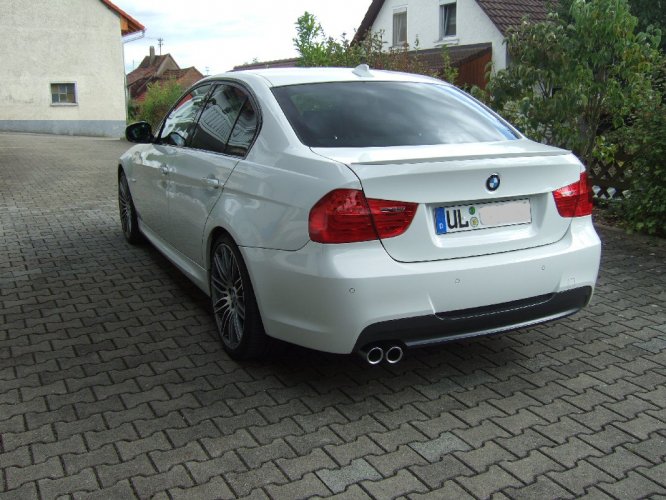 Bilder BMW 330d Limousine LCI mit Performance 269 in 19 Zoll
