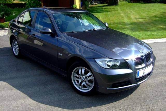 E90 318i