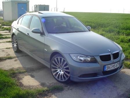 E90 320d in Arktis mit Radialspeiche 190