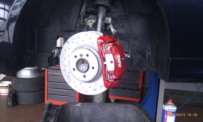 Umbau auf die 335i Bremsanlage