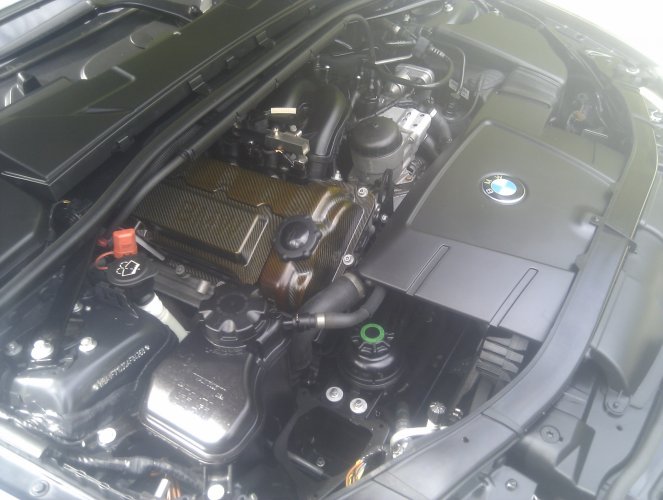Motorraum 320Si