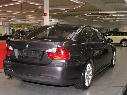 BMW E90 330d M-Packet