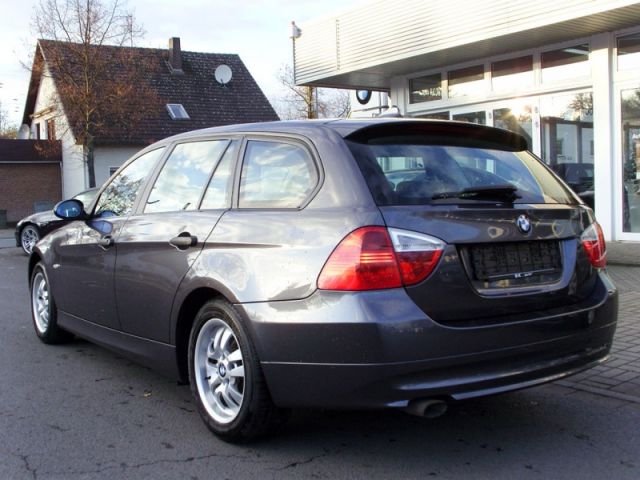 10309923b_xxl.jpg