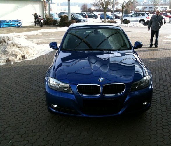 318i LCI