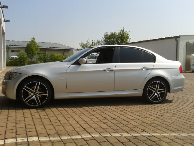 2011-04-21 12.07.50.jpg