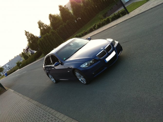 330i