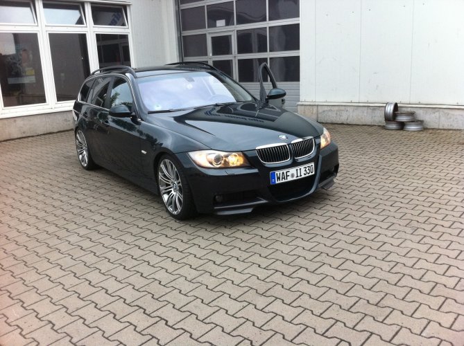 330d