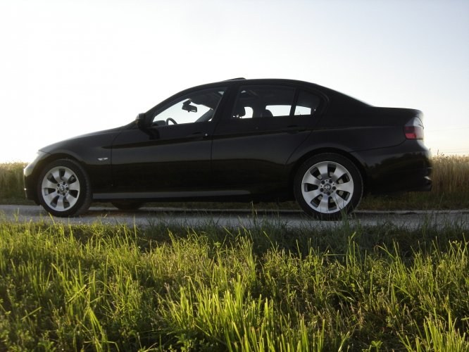E90 320i