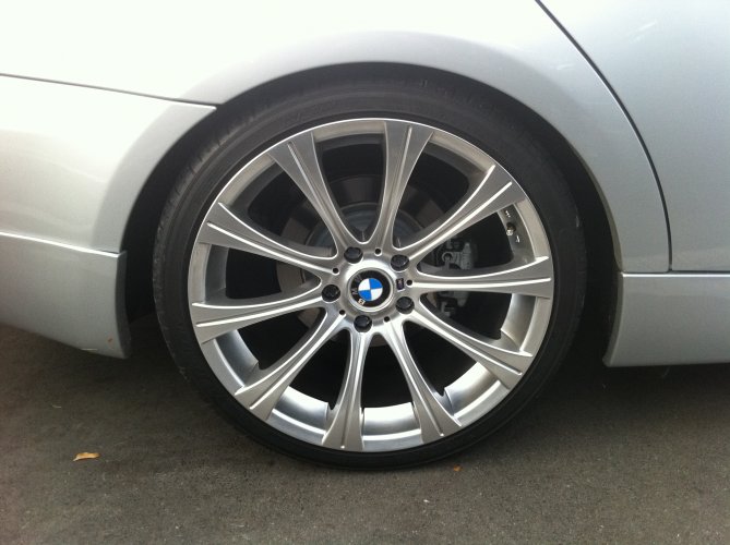BMW E90 325