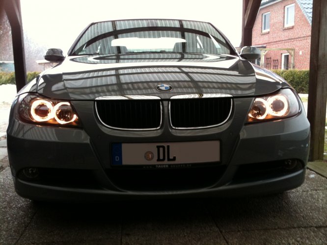 Neue Scheinwerfer