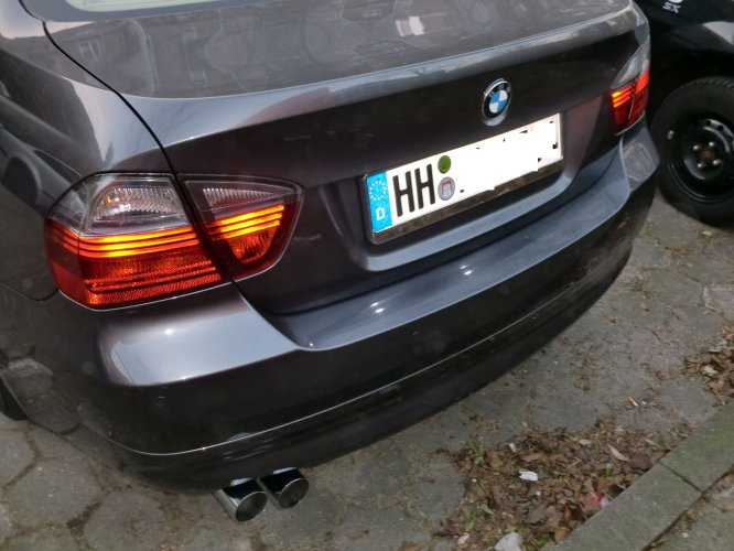 Neue Heckansicht mit PP ESD und Blackline