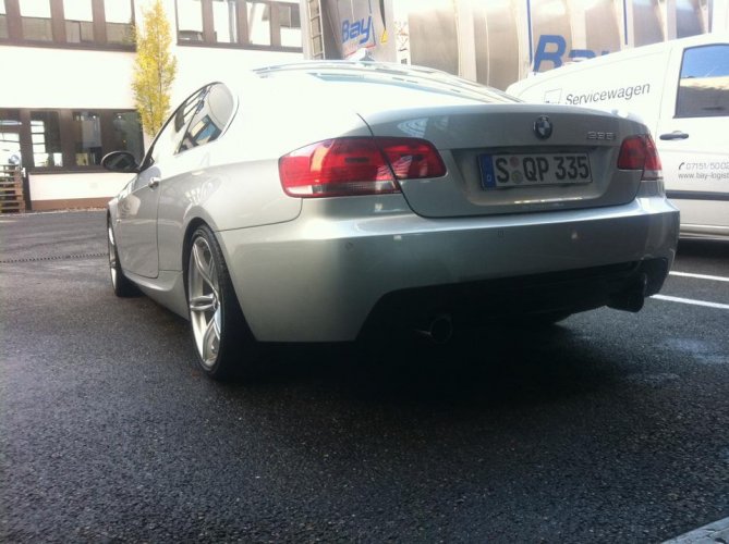 bmw 335 hinten.jpg