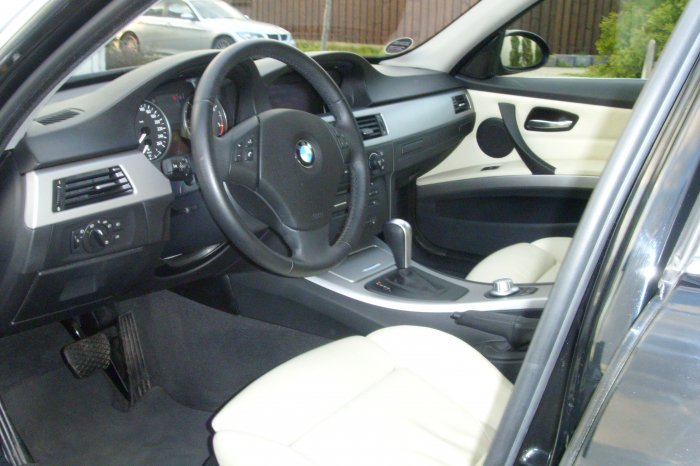 ST833319.JPG