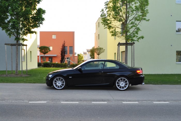 E93 325i saphirschwarz/creme-beige mit ///M-Paket