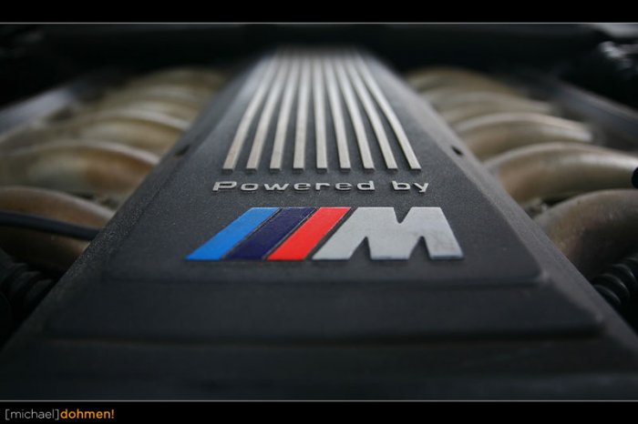 BMW 850 CSI