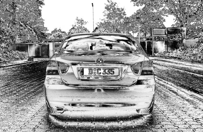 comp_BMW 8verchromt.jpg