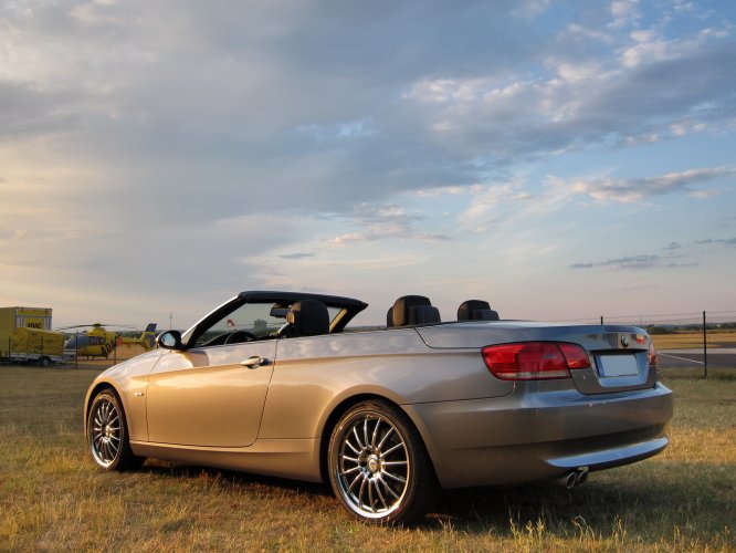 BMW 330 d e93