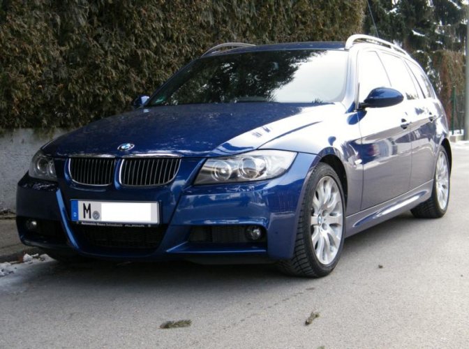 BMW E91 330i