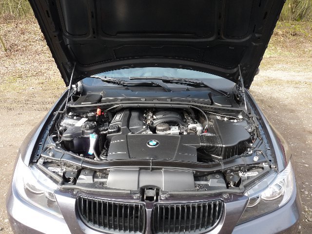 BMW E90_7.jpg